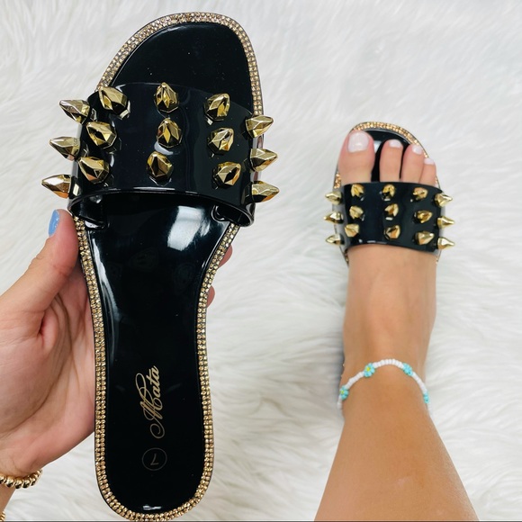 Shoes - Black jelly studded sandal